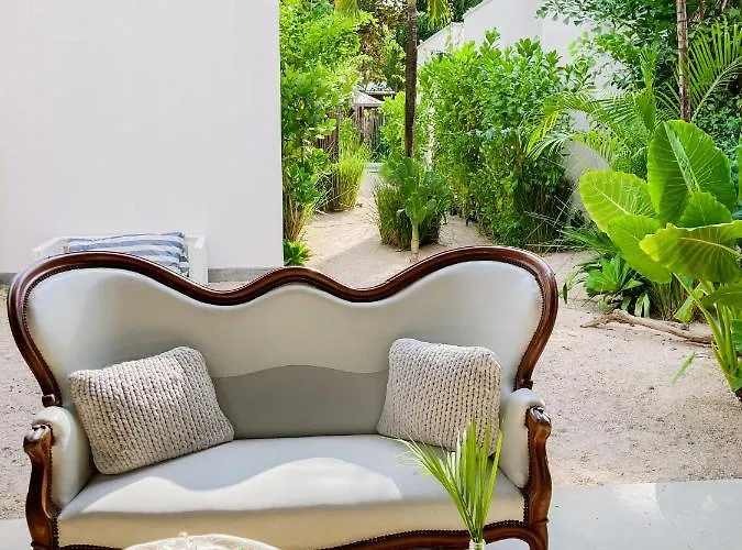 Yaxa Hotel